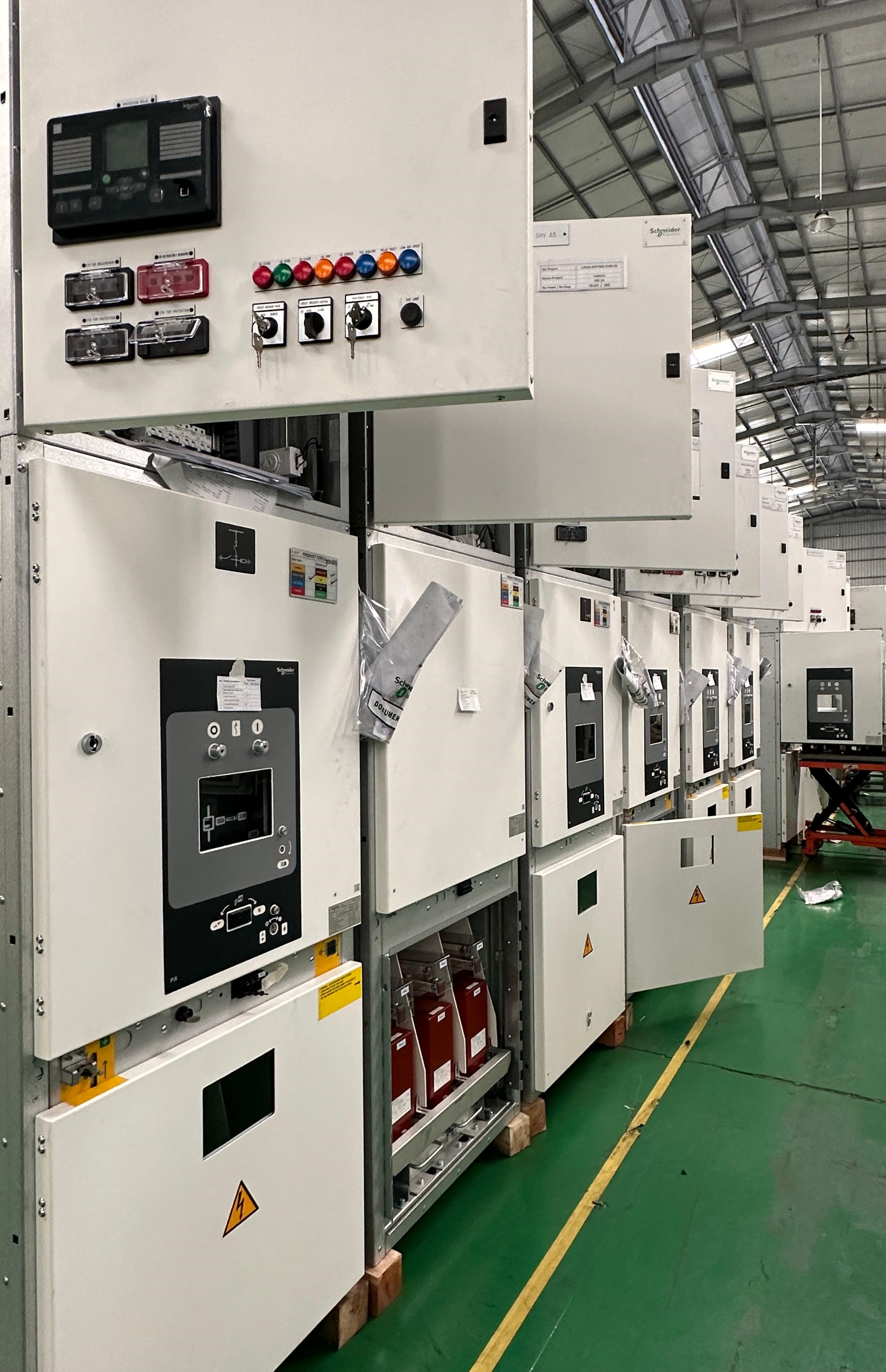 Schneider Medium Voltage Switchgear (Primary) PIX